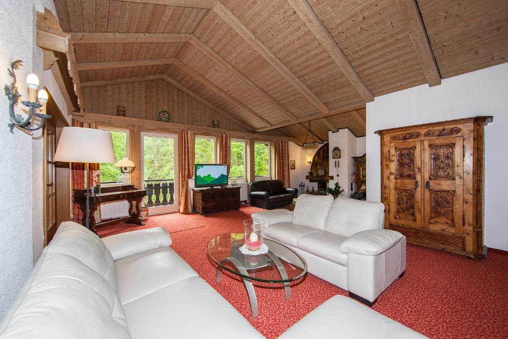 Gaestehaus Laerchenhang Міттенвальд Номер фото