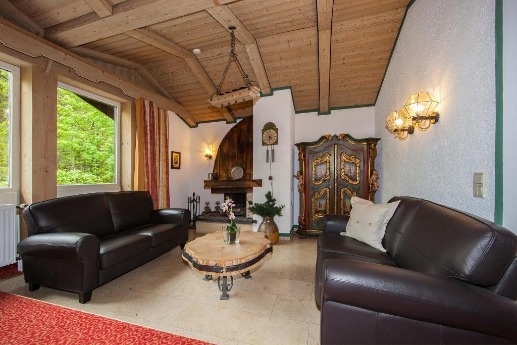 Gaestehaus Laerchenhang Міттенвальд Номер фото